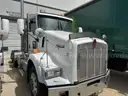 2015 Kenworth T800 T/A Day Cab Truck Tractor