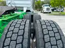 2014 Kenworth T800 T/A Day Cab Truck Tractor