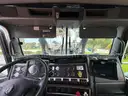 2014 Kenworth T800 T/A Day Cab Truck Tractor