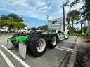 2014 Kenworth T800 T/A Day Cab Truck Tractor