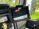 2014 Kenworth T800 T/A Day Cab Truck Tractor