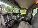 2014 Kenworth T800 T/A Day Cab Truck Tractor