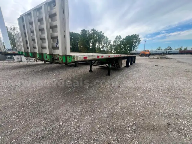 2017 Great Dane Freedom LT 48 Ft Tri/A Flatbed Trailer