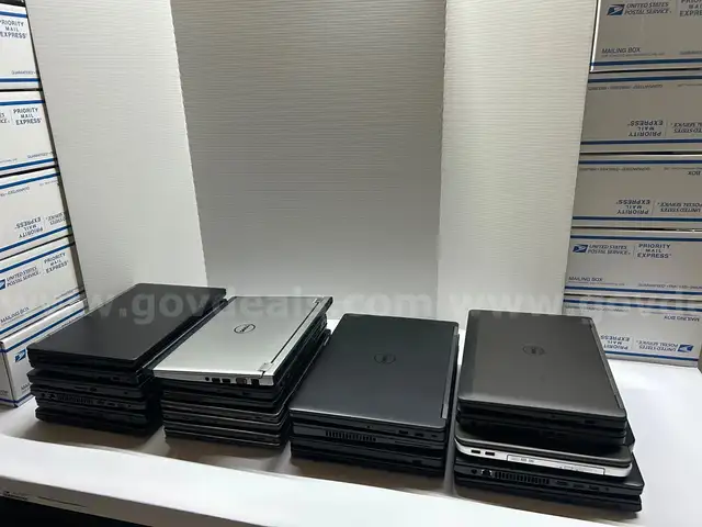Lot of 22 Dell Laptops