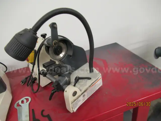 3 Grizzly Tool Grinders