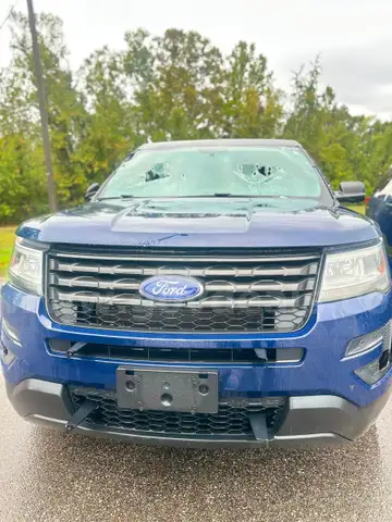 Retired Police SUV Bullet Ridden Ford Explorer for Creative Projects C57703