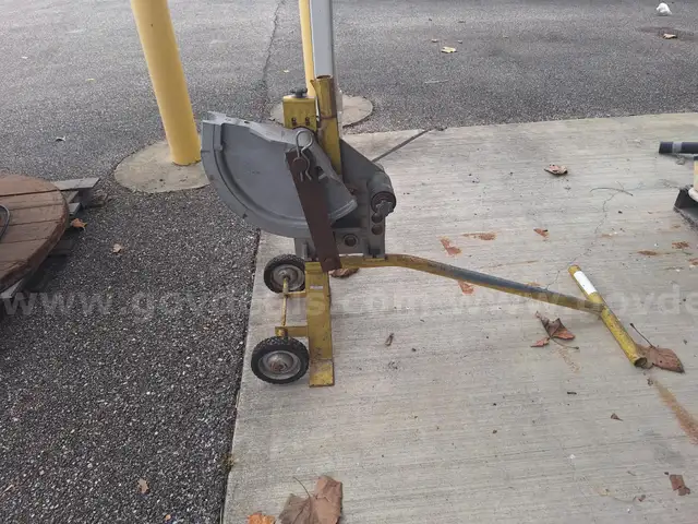 conduit \ pipe bender