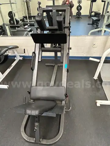 Leg Press Machine
