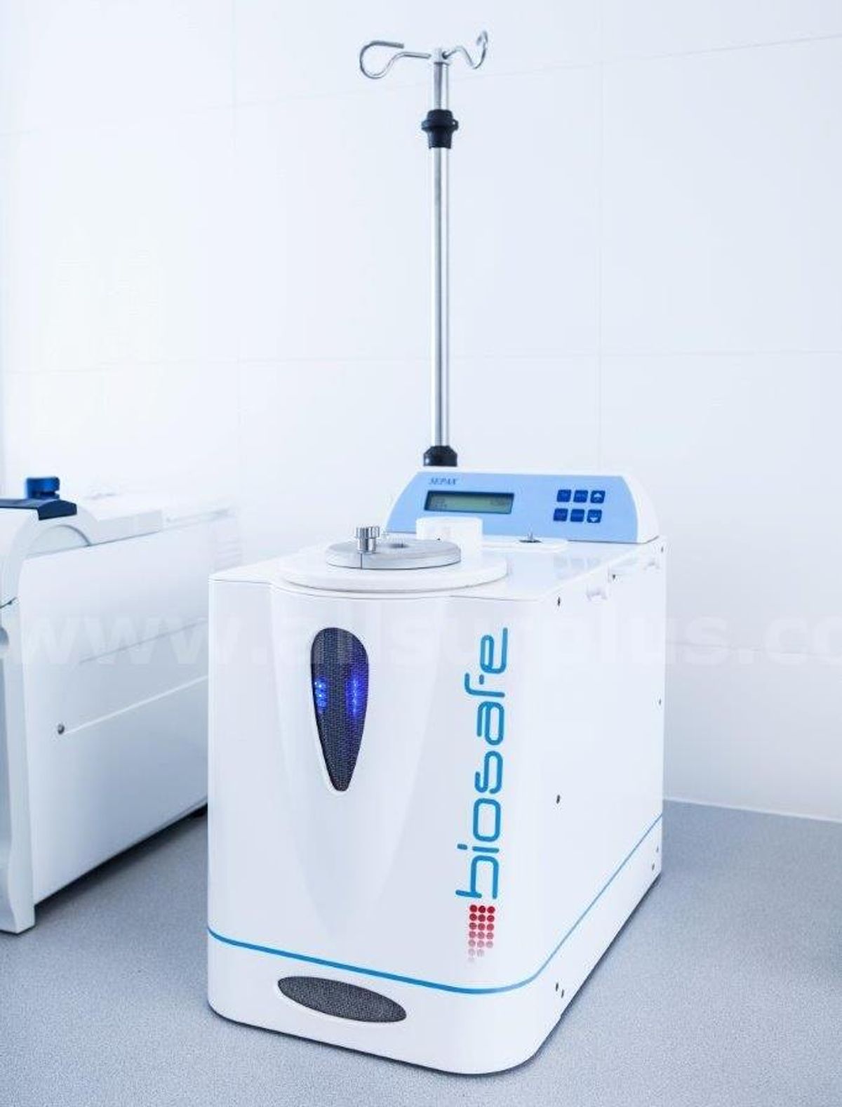 Biosafe Sepax S-100 Cell Processing System | AllSurplus