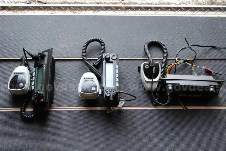 Motorola XTL 2500 car radios