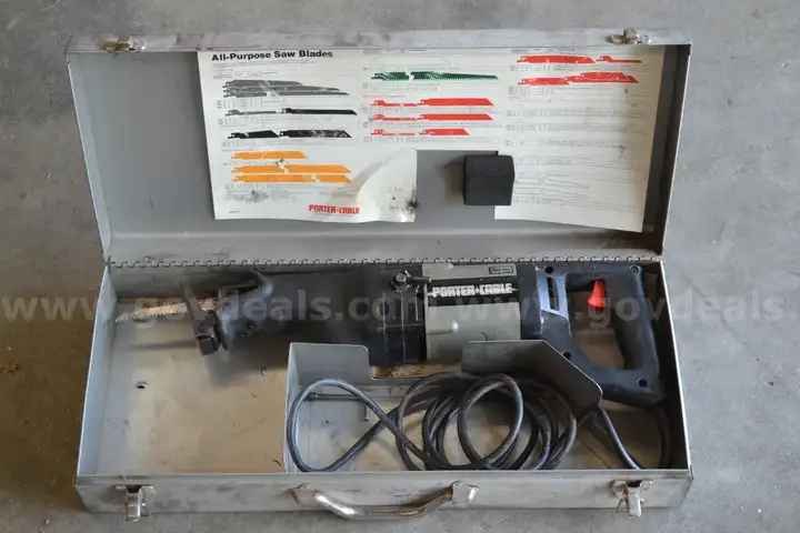 PORTER-CABLE RECIPROCATING SAW MODEL 637
