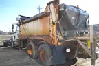 2009 International 7400 W/PLOW SPREADER