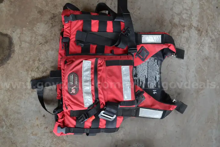 STERNS RESCUE JACKET U.S. C.G. RED