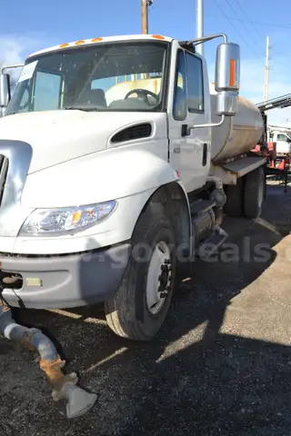 2007 International 4400