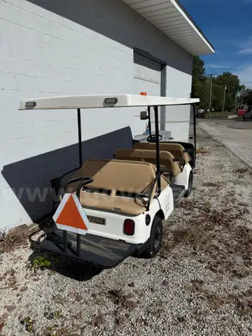 EZ-GO 957 Electric 8 Person Golf Cart