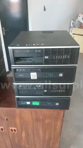 HP Desktop Computers (Qty: 4)