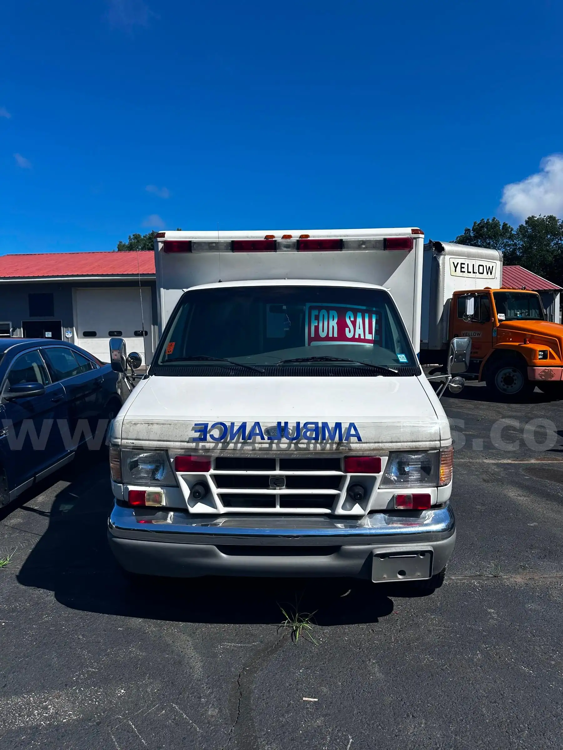 Photo of a 1998 Ford Econoline