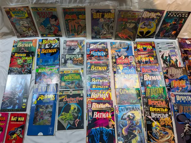 BATMAN COMIC BOOK BUNDLE-Assorted lot and years-55 items