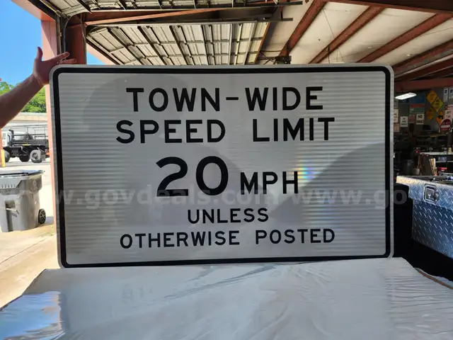Lot 1-Town Wide Speed Limit Signs