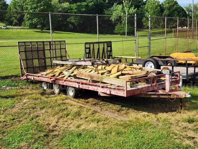 Olathe Red Tilt Gate Trailer