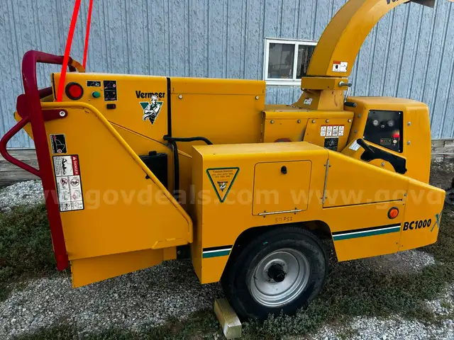 Vermeer BC1000XL Woodchipper, 420 run hours, good condition