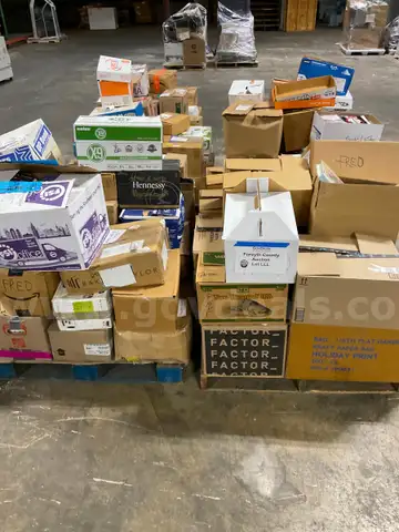 July 2025 Lot LLL- Pallets of Library Books