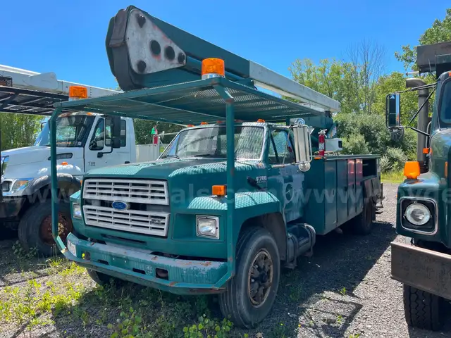 1991 Ford F700F