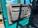 1991 Ford F700F