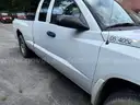 2005 Dodge Dakota ST Club Cab 2WD