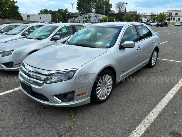 2012 Ford Fusion Hybrid Sedan