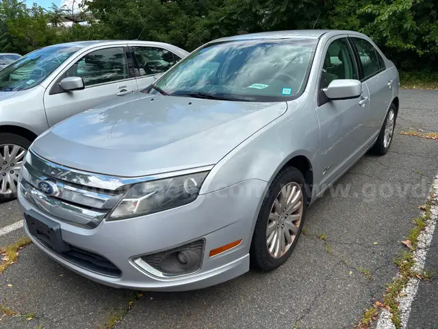 2012 Ford Fusion Hybrid Sedan