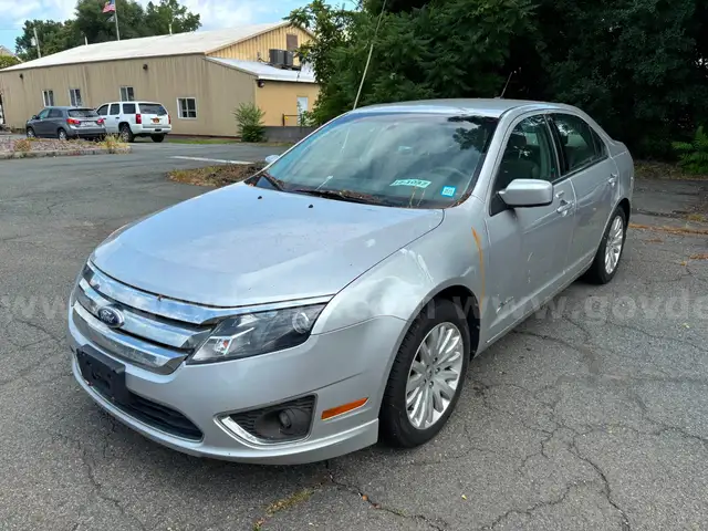 2012 Ford Fusion Hybrid Sedan