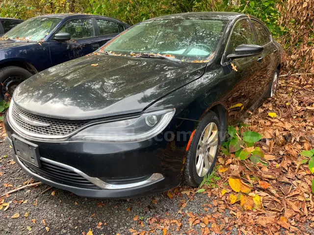 2016 Chrysler 200 Limited