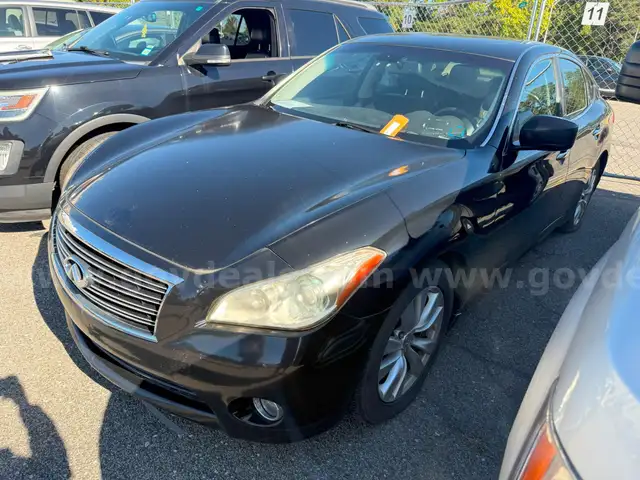 2011 Infiniti M M37