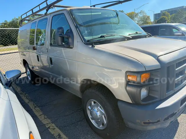 2014 Ford Econoline E-150