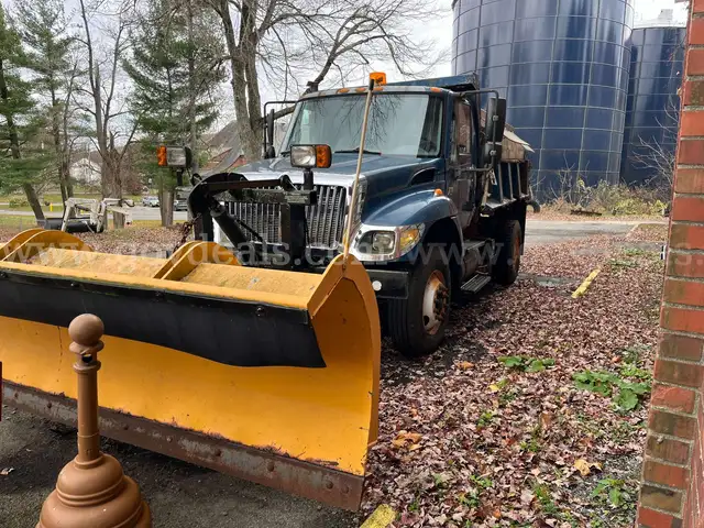 2005 International 7300