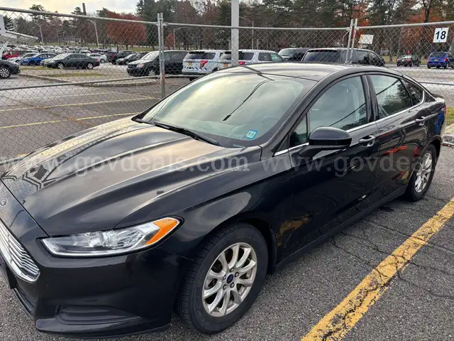 2015 Ford Fusion S