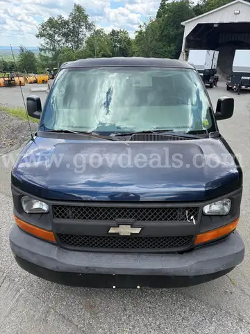 2008 Chevrolet Express LS 1500 AWD