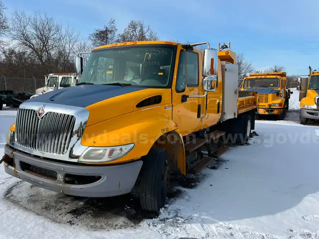 2012 International 4300 LP
