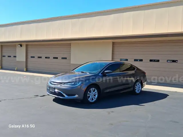 2015 Chrysler 200