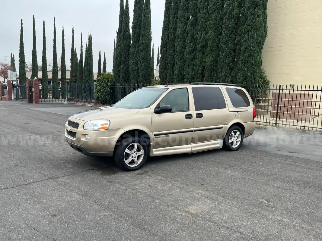 2007 Chevrolet Uplander LS, image size:1067x800