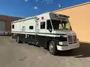 2000 International Chassis Command Post
