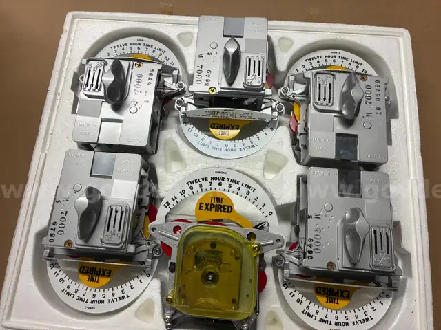 Meter Lot 15 - Duncan/POM meter mechs