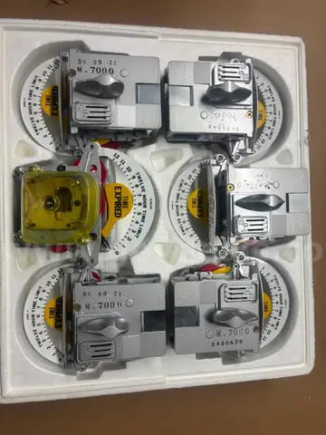 Meter Lot 35 - Duncan/POM meter mechs