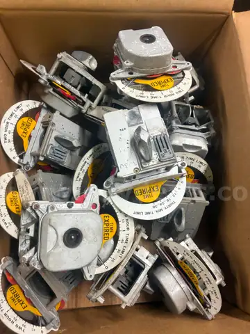 Meter Lot 57 - Duncan/POM meter mechs