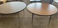 Round Tables - Lot of 2