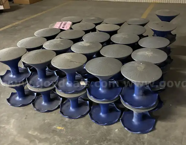 Student Chairs/Wiggle Stools - Lot of 50