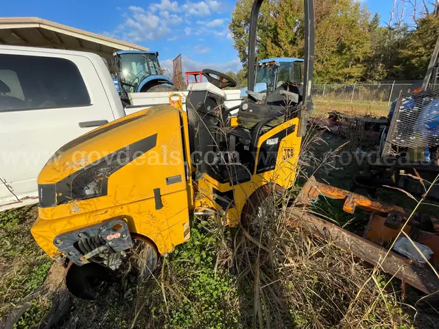 JCB ROLLER