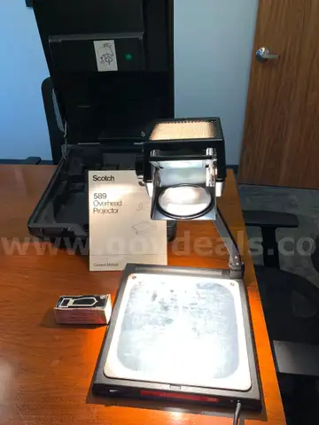 Scotch 589 Portable Projector by 3M