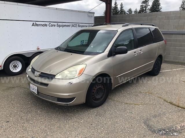 2004 Toyota Sienna LE - 8 Passenger | GovDeals